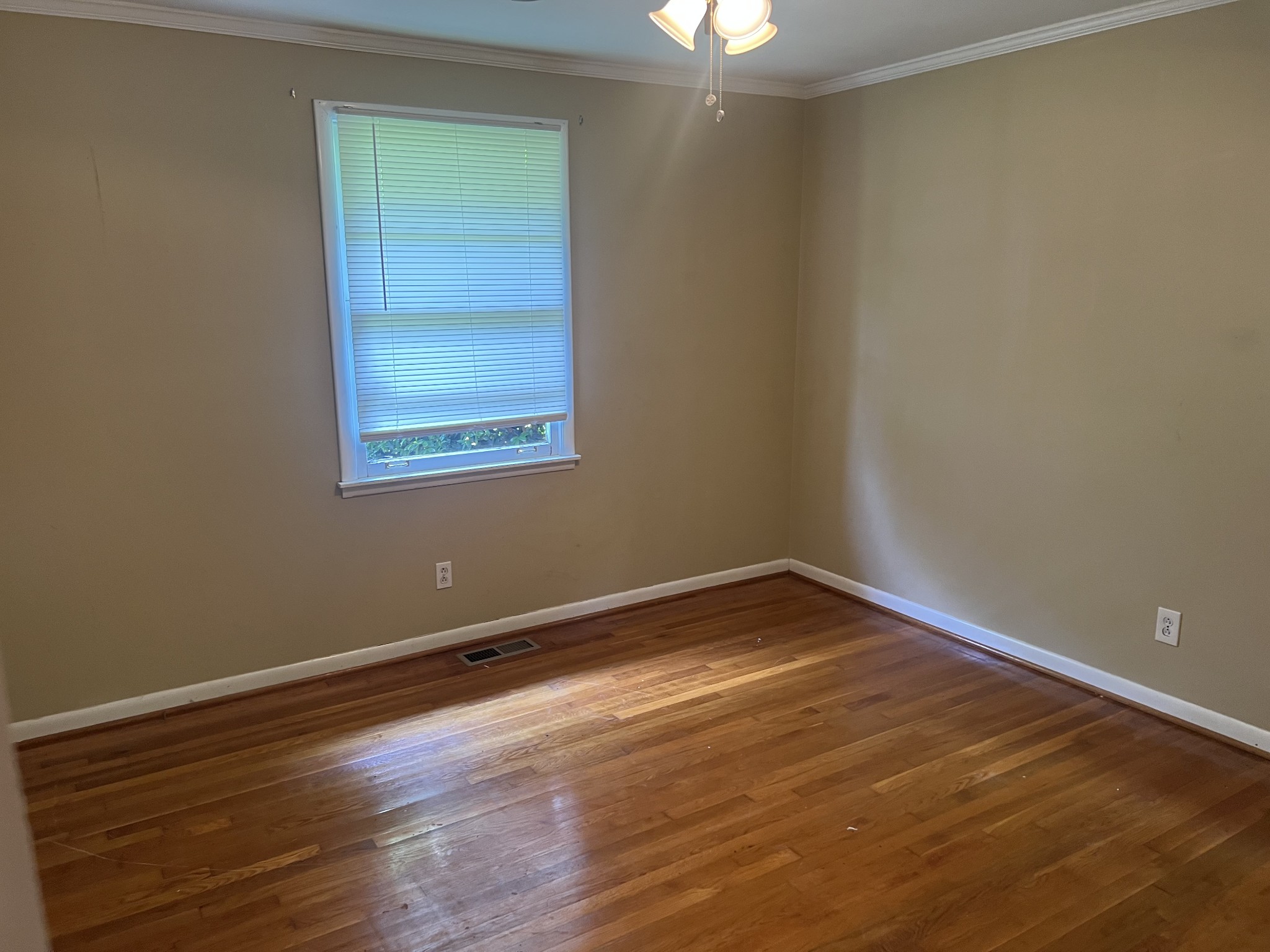 4576 Peytonsville Rd, Franklin TN 37064 4-bed home, photo 8 of 10