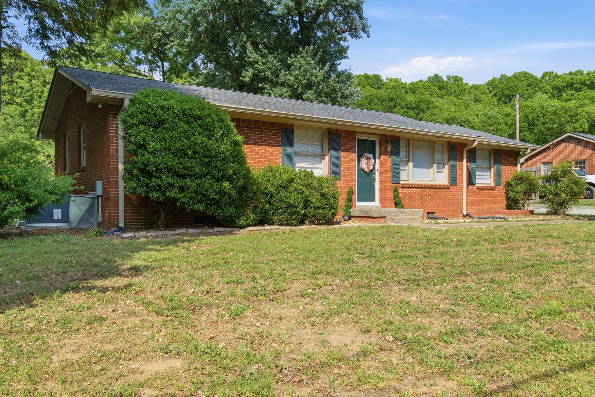 4576 Peytonsville Rd, Franklin TN 37064 4-bed home, photo 2 of 10