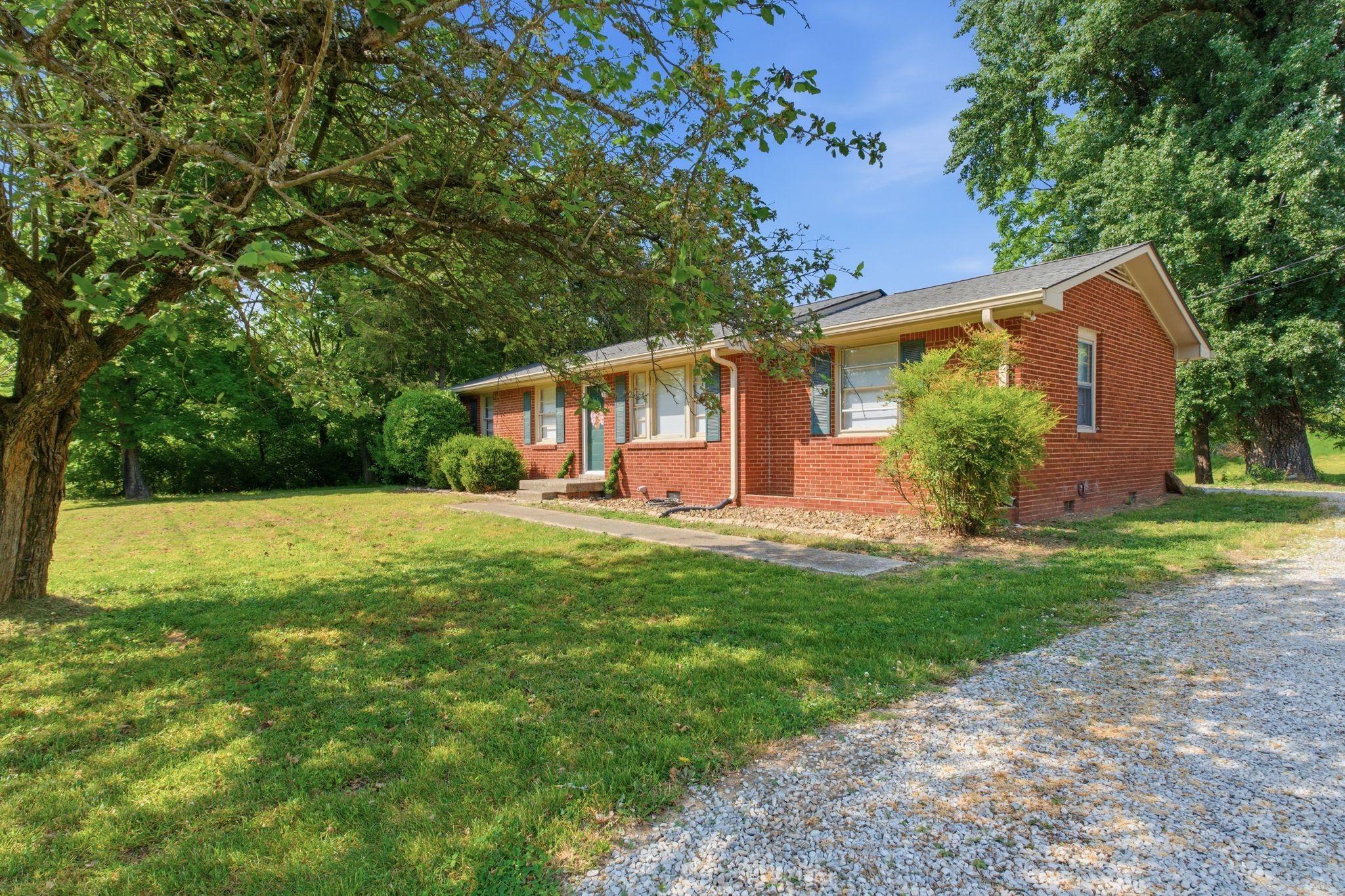 4576 Peytonsville Rd, Franklin TN 37064 4-bed home, photo 3 of 10