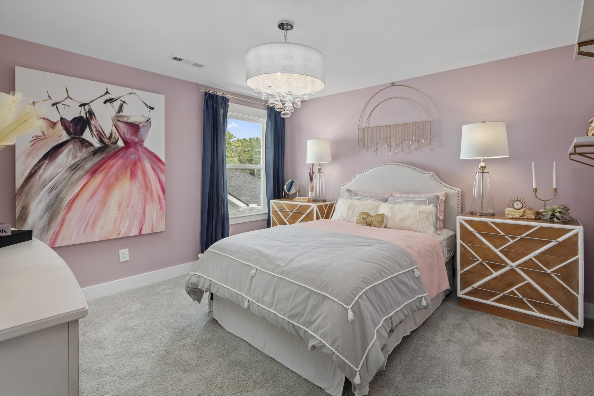 1920 Hildebrand Lane