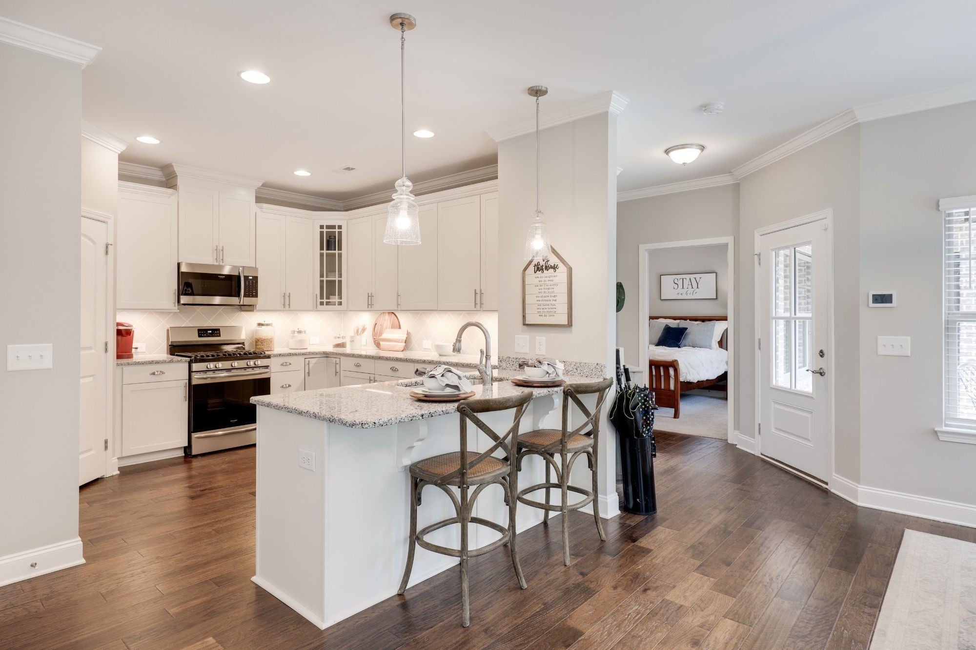 431 Carriage House Ln