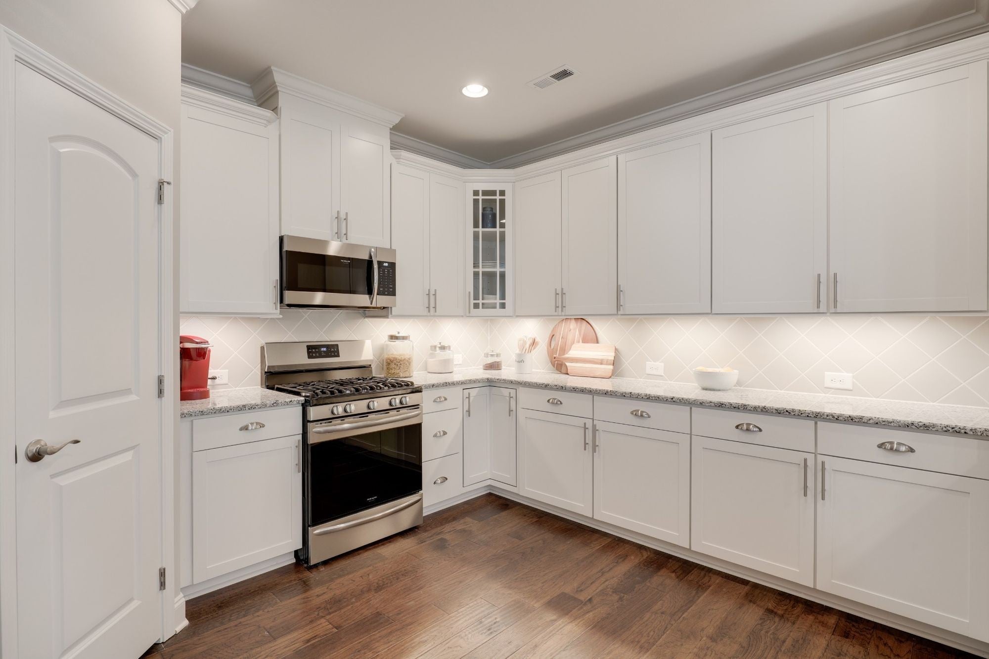 431 Carriage House Ln