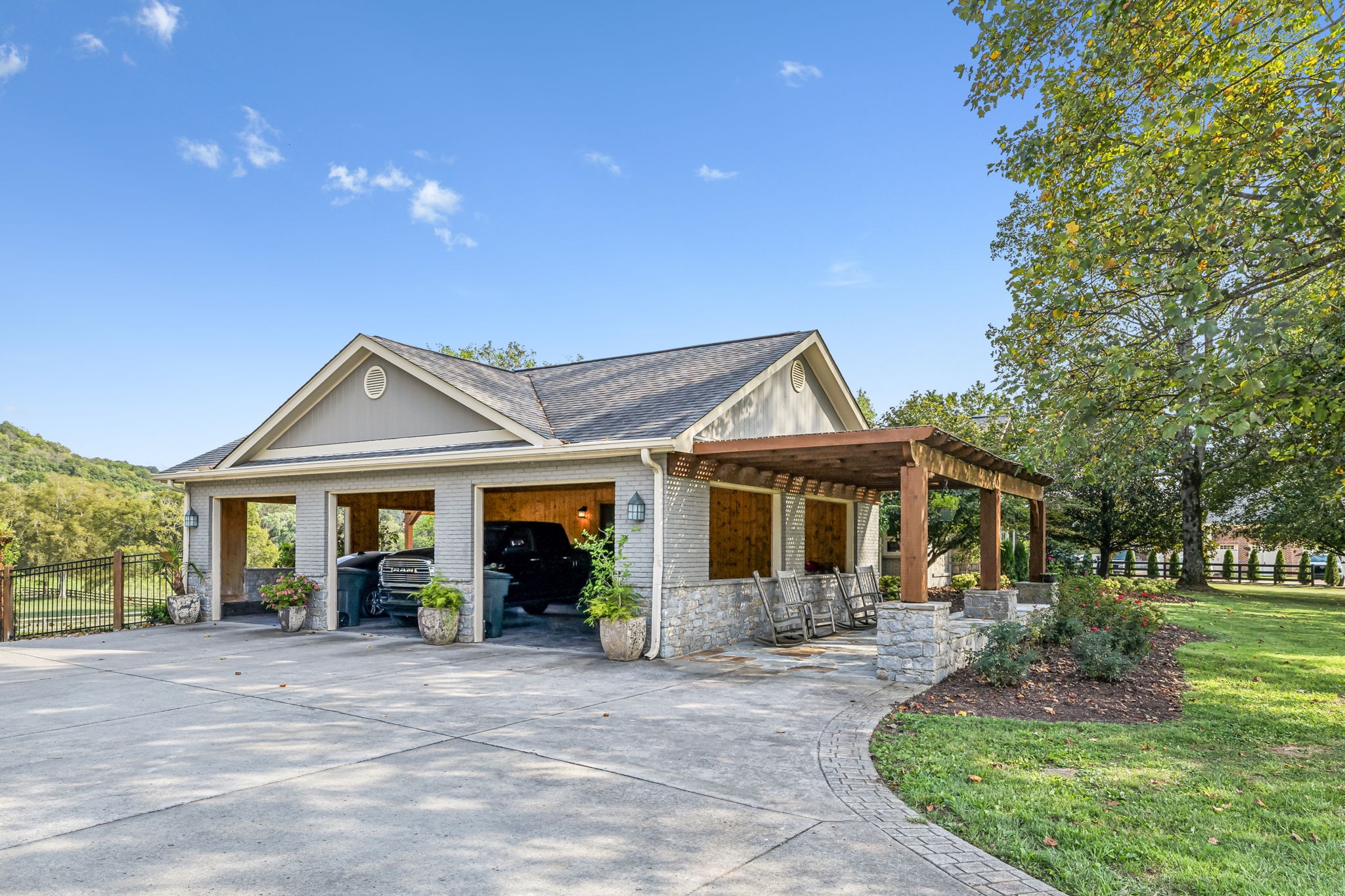 2864 Sawyer Bend Rd