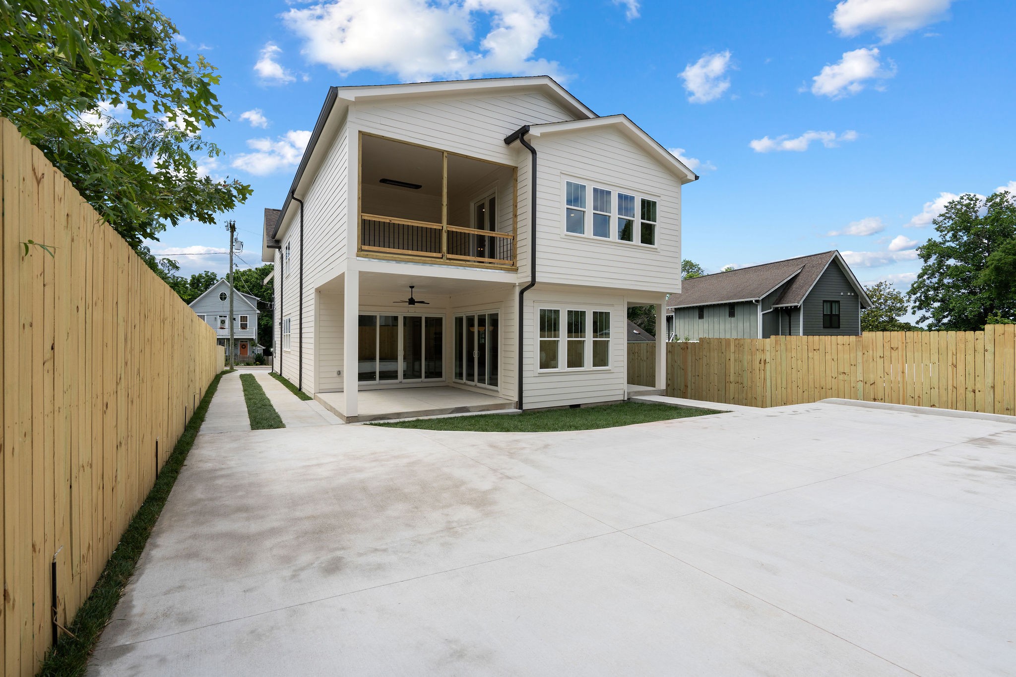 69 Creighton Ave