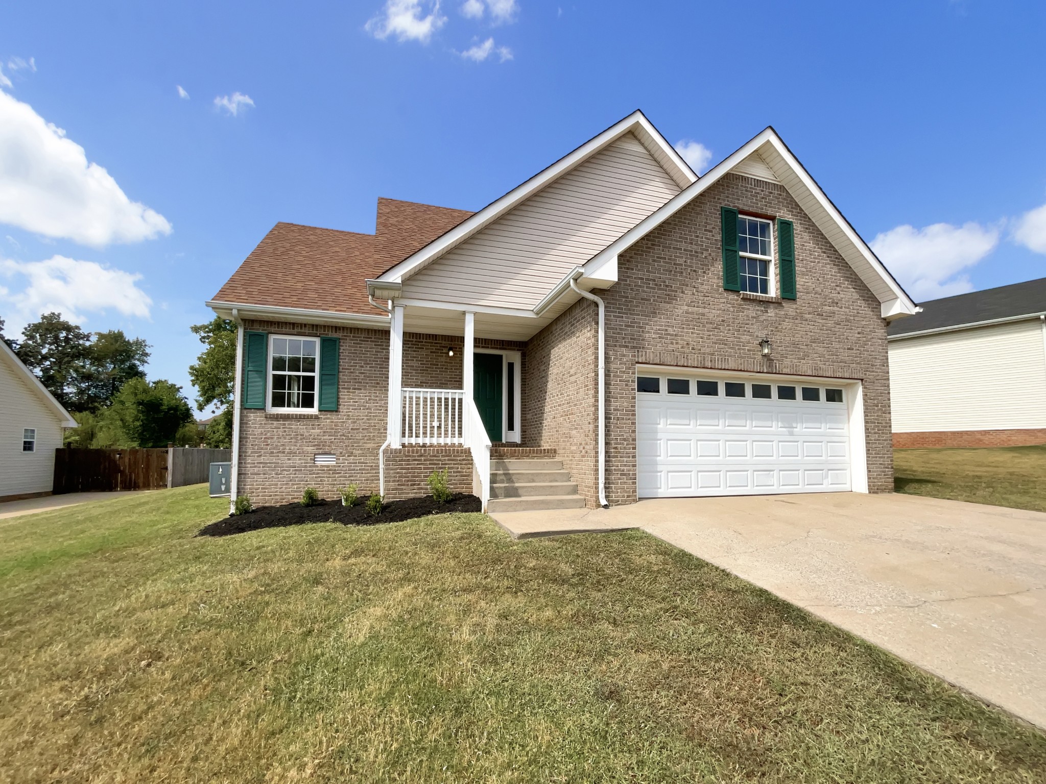 3508 Clover Hill Dr