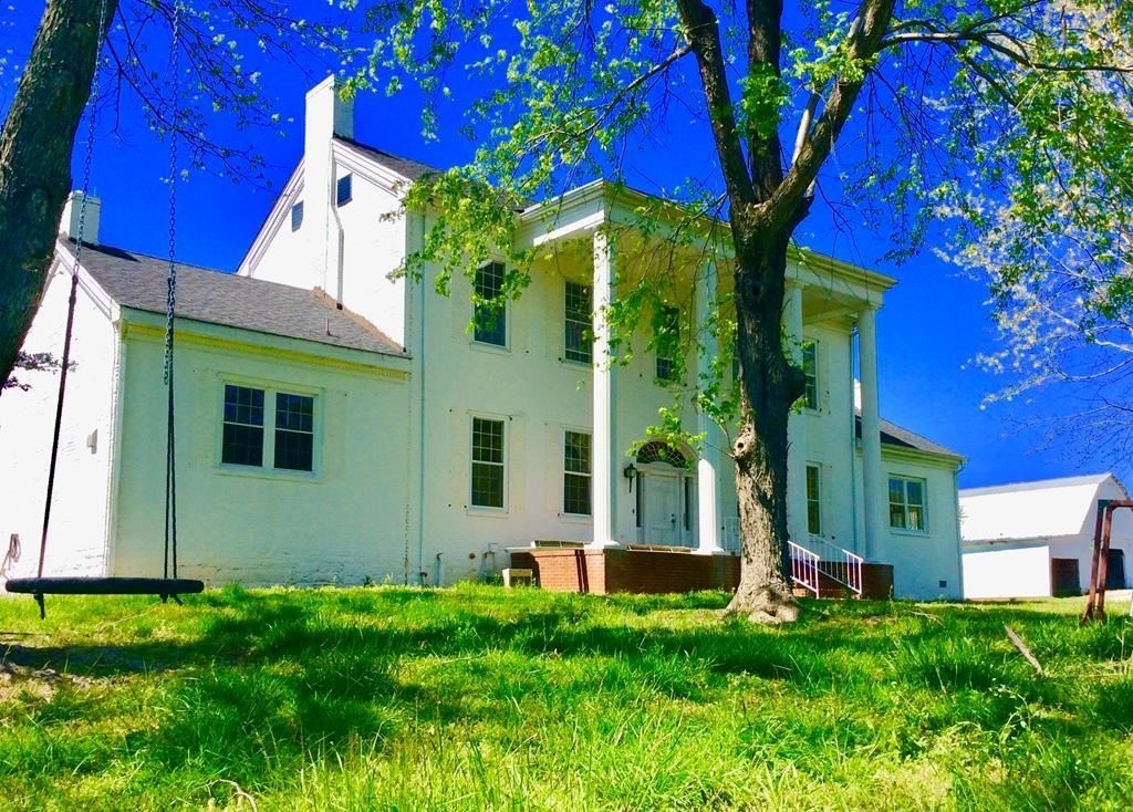 899 Messenger Rd