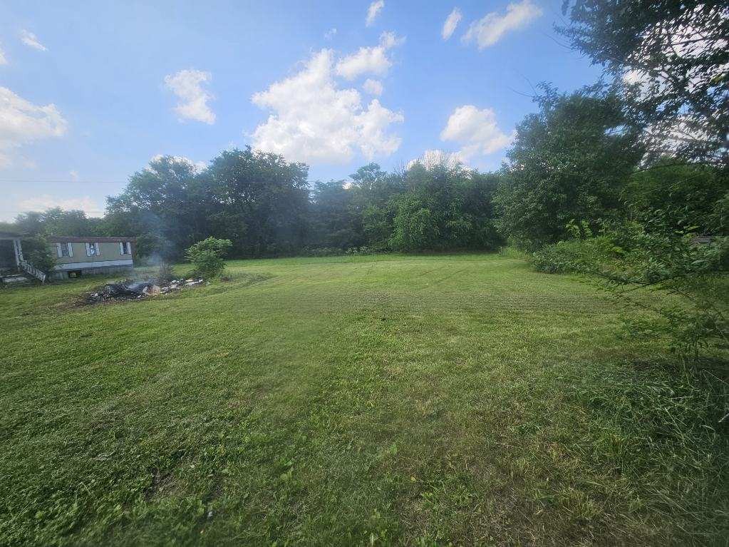 13 Davis Ln N 13 and 15