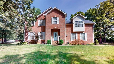 200 Eastside Rd Burns TN 37029