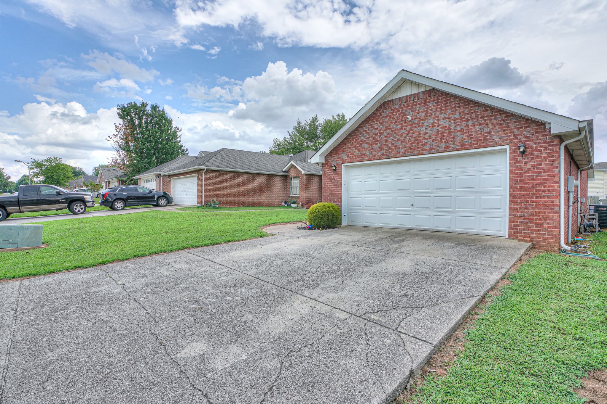 615 Freedom Ct