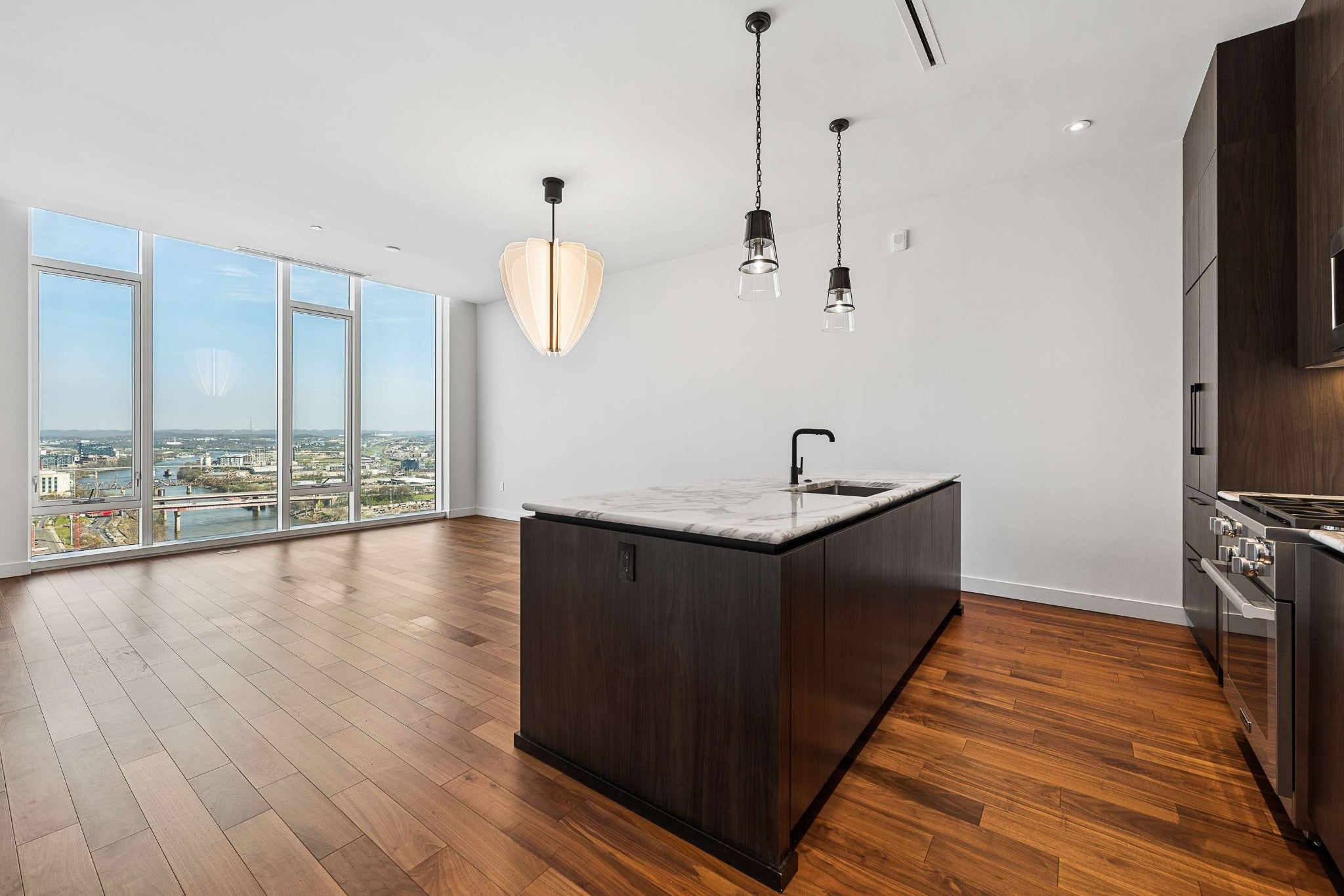 1-bed condo for rent in Nashville, TN 37201, 160 2nd Ave S 2603 160 2nd Ave S 2603, Nashville TN 37201 1-bed condo, photo 2 of 37