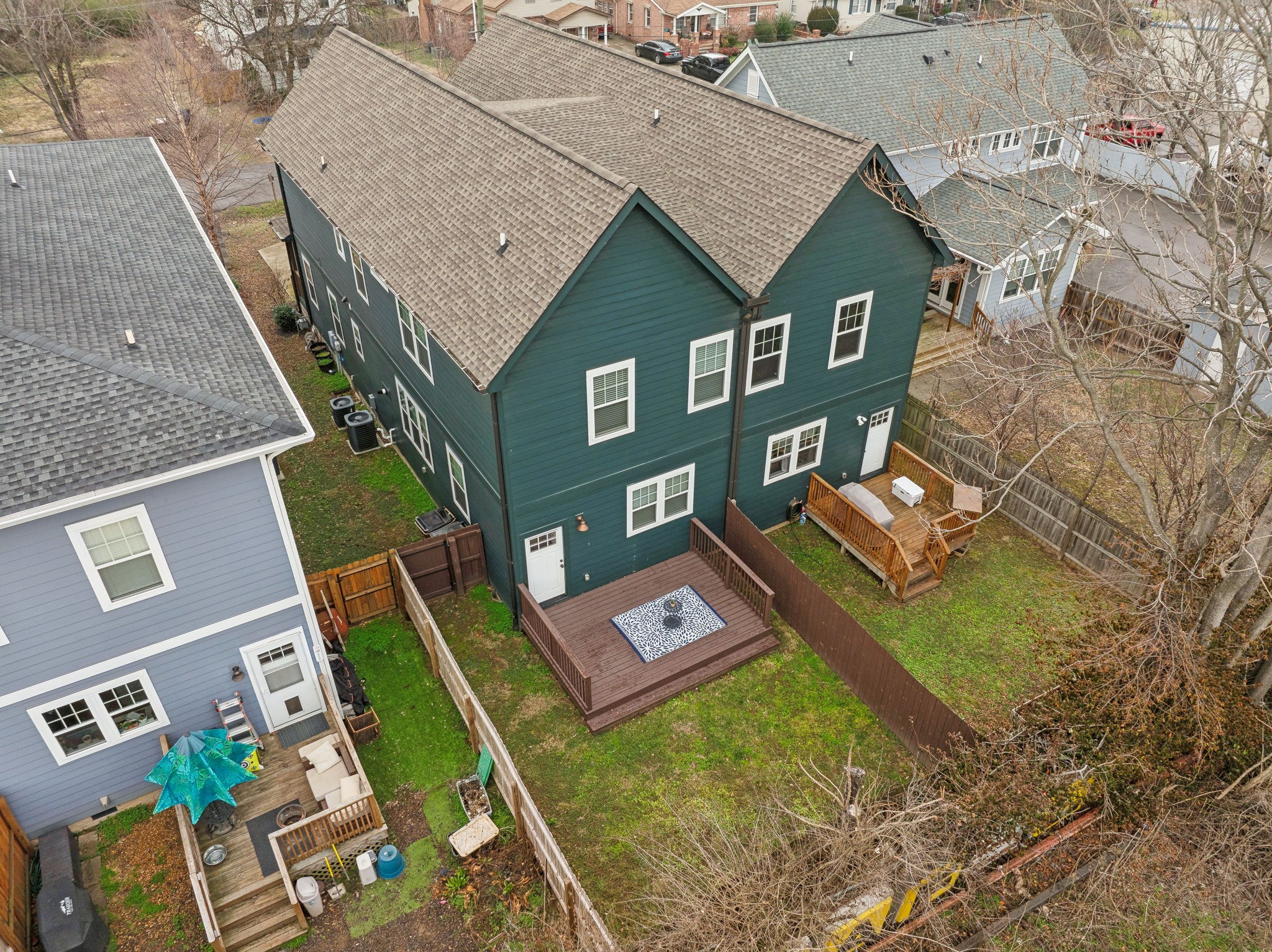 Nashville, Tennessee 37210, United States, 3 Bedrooms Bedrooms, ,3 BathroomsBathrooms,Residential,Pending,7907