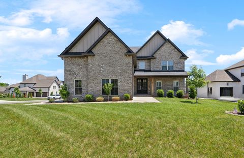 3212 Pheasant Run Trl Murfreesboro TN 37130