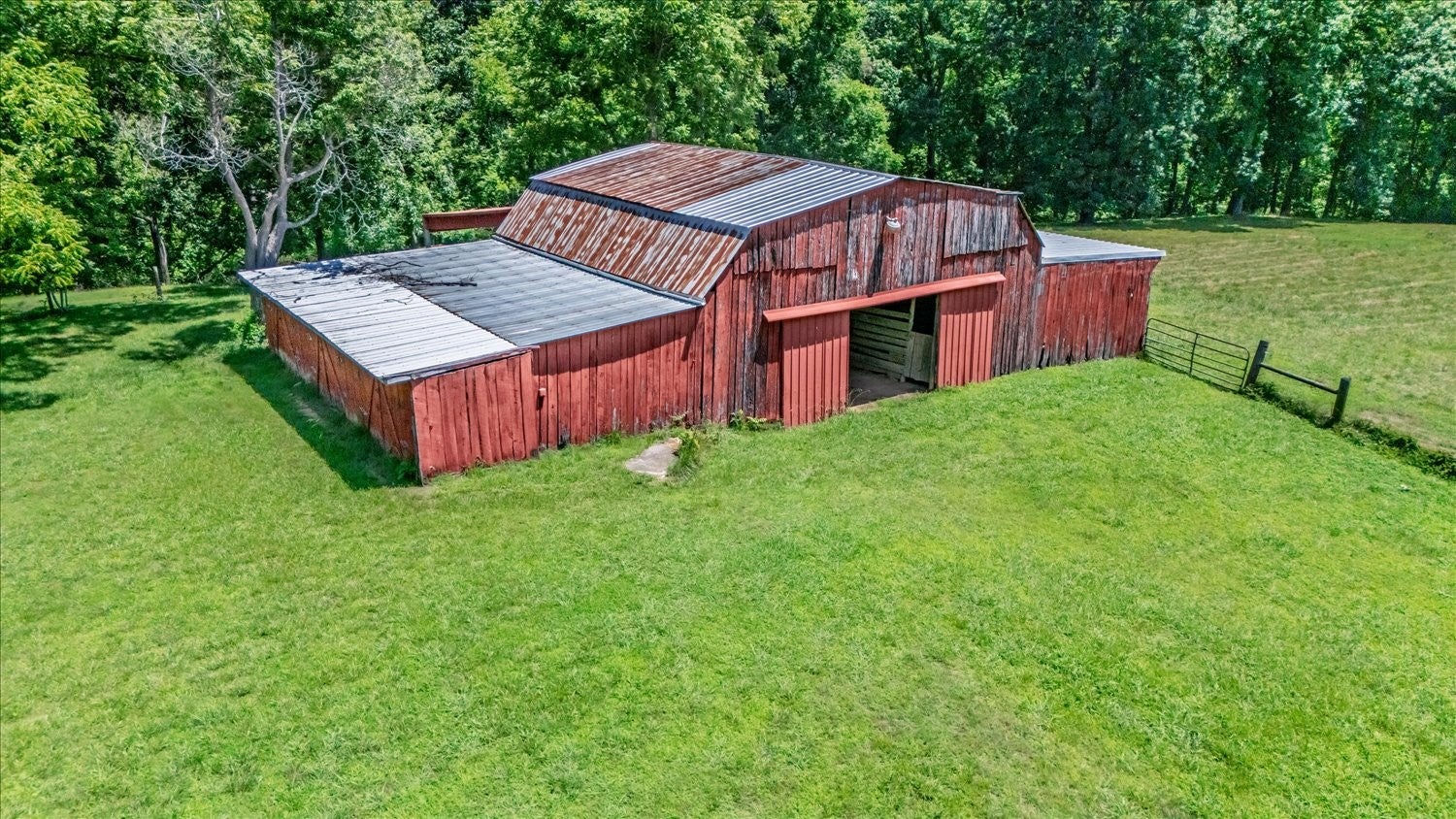 305 Tanglewood Dr