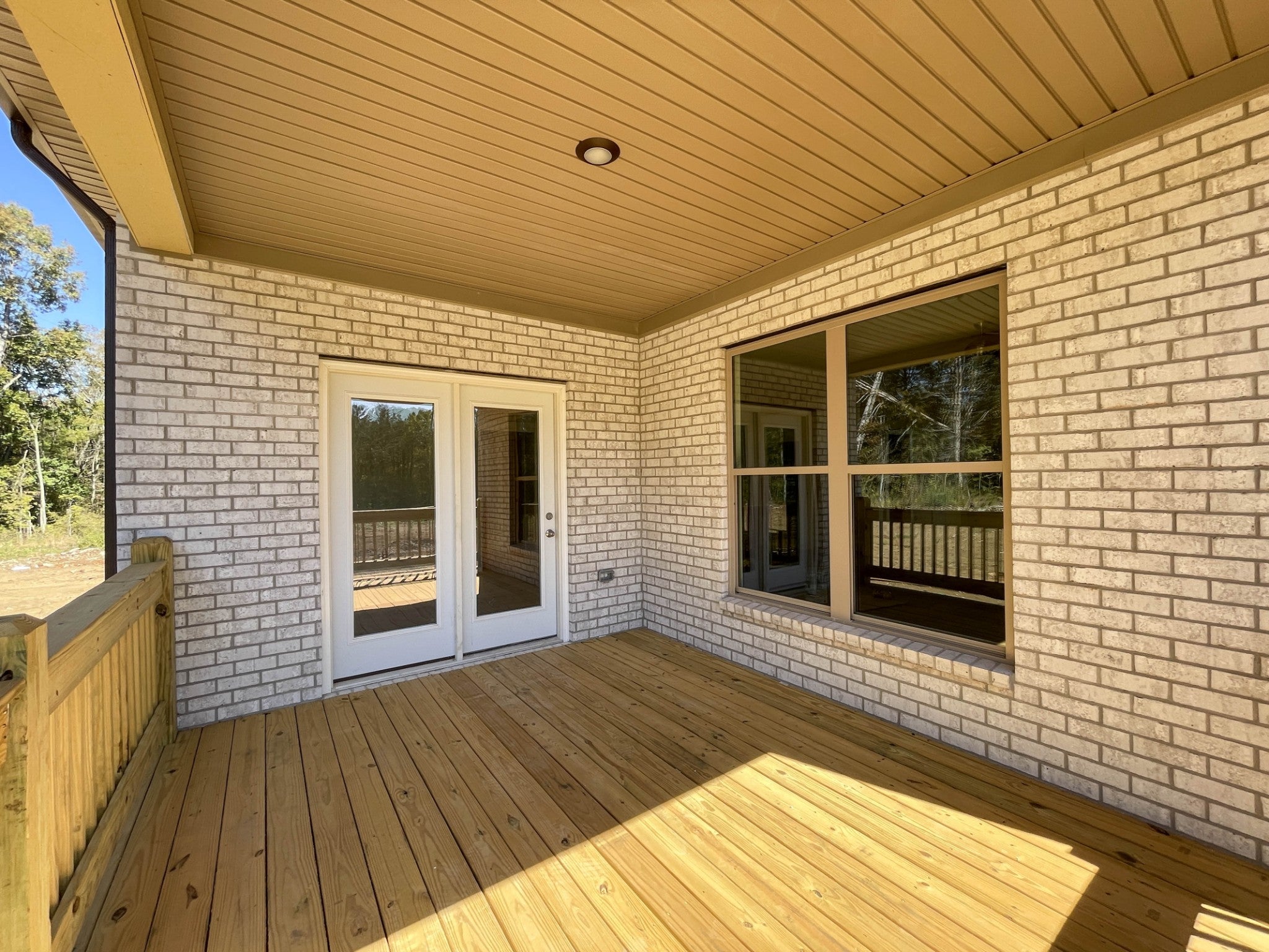 325 Goodwin Ln