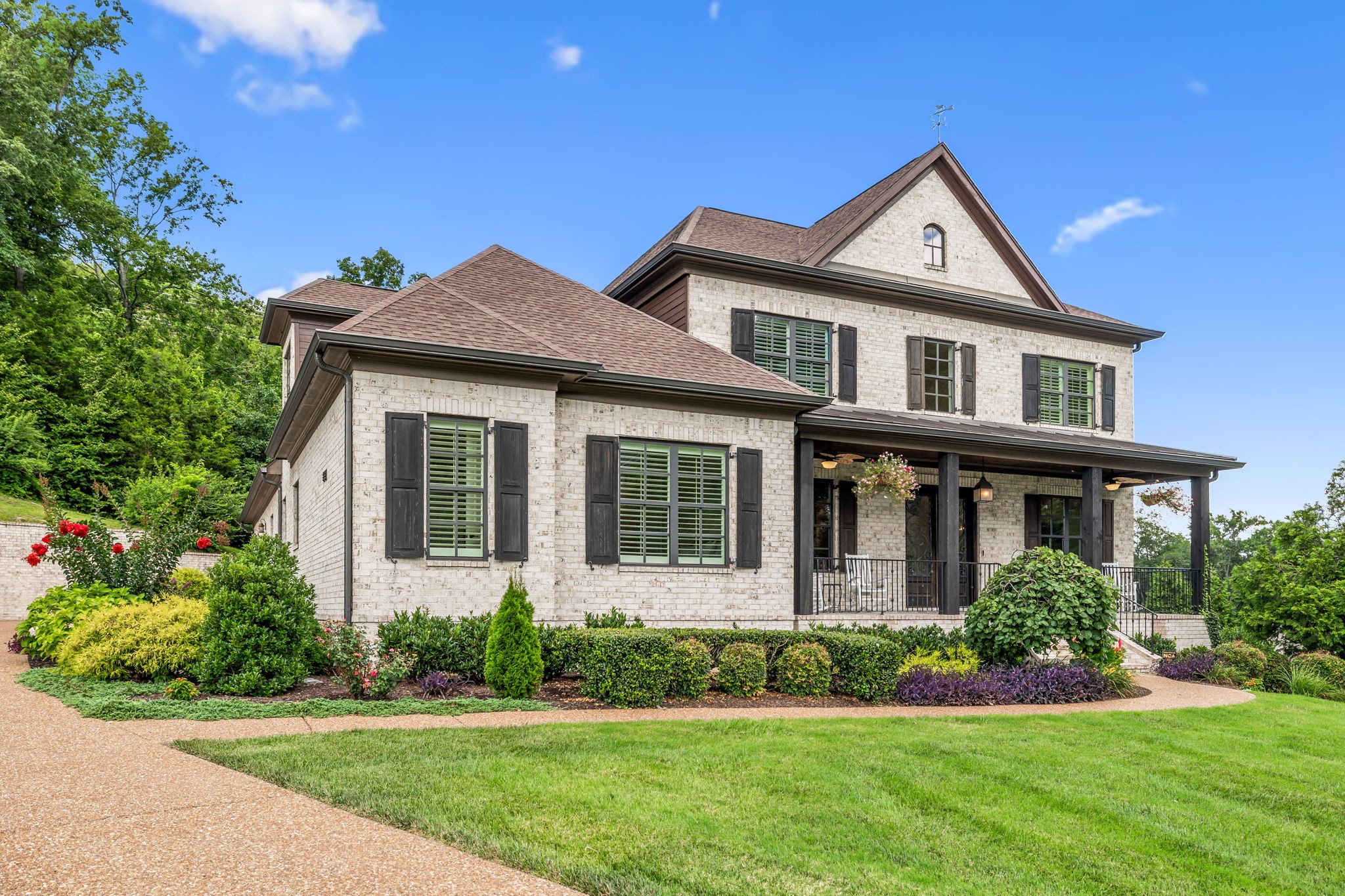 645 Legends Crest Dr