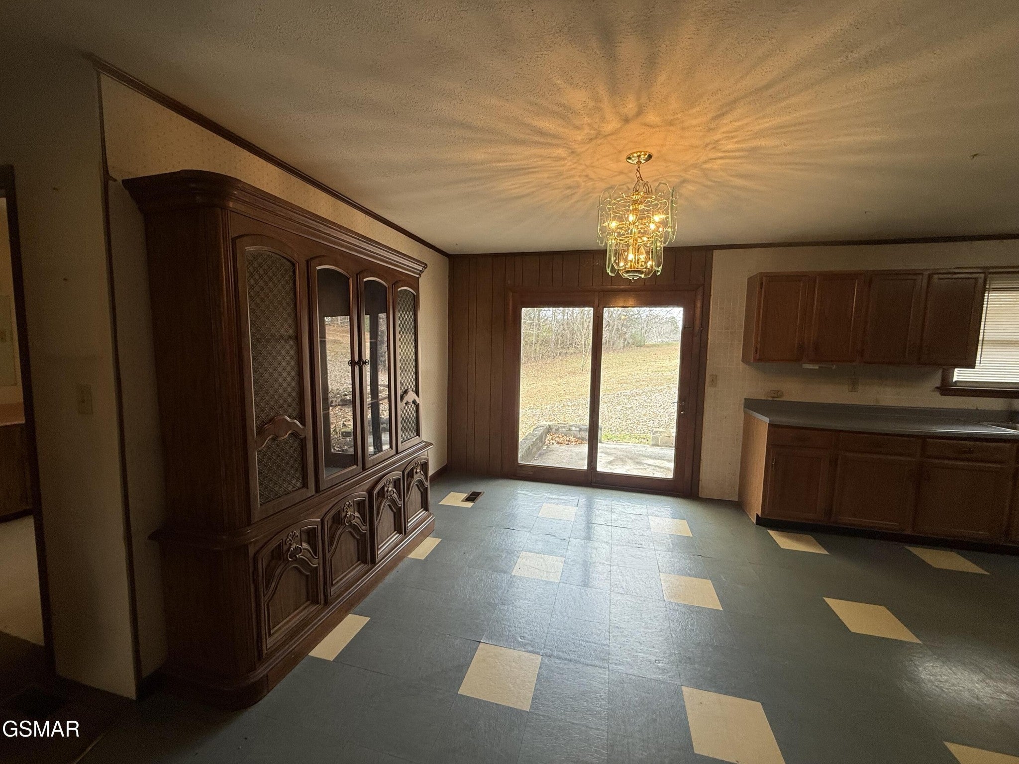 1342 Edwina-Bridgeport Road