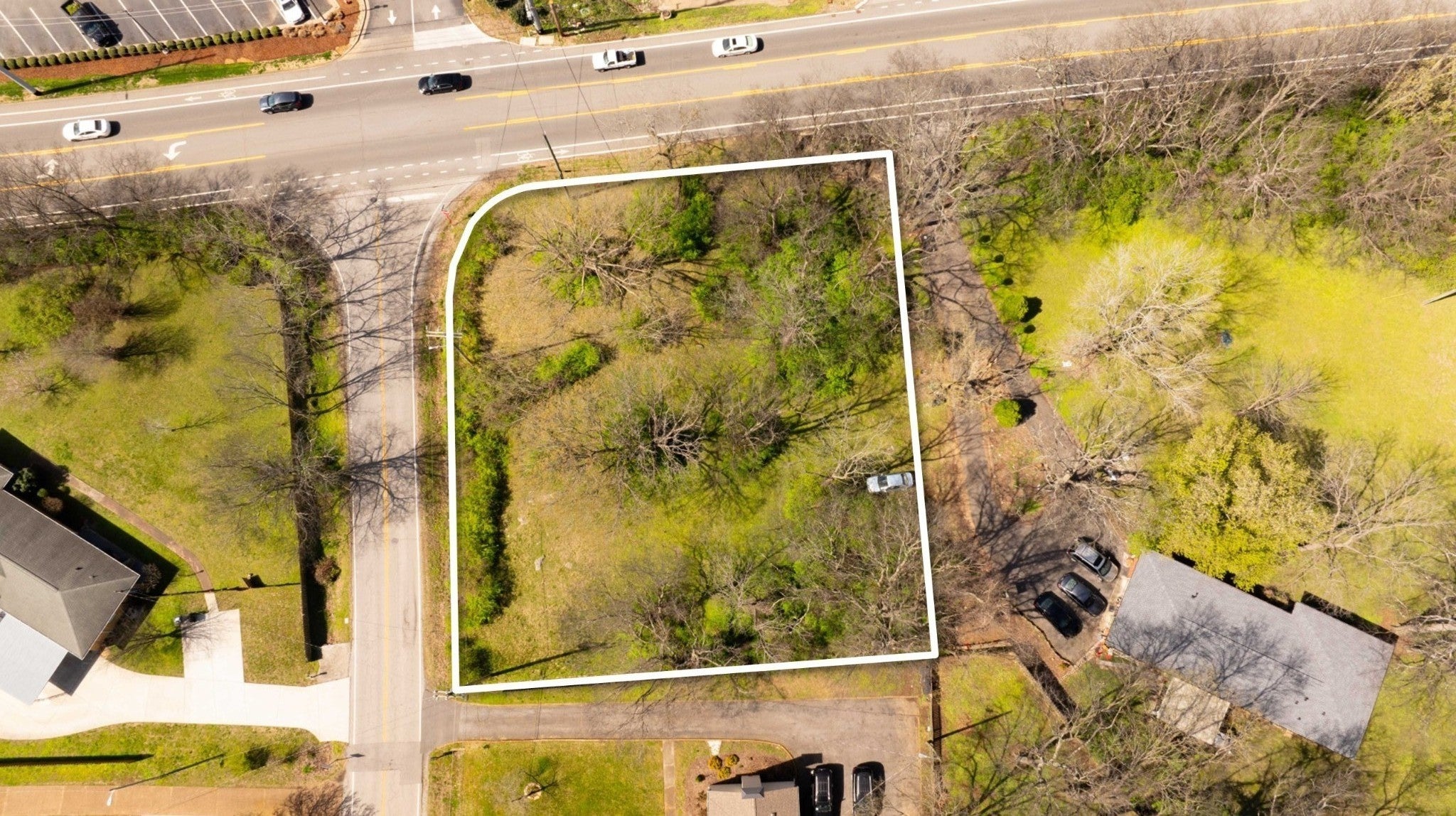 listing at 6465 Charlotte Pike, Nashville