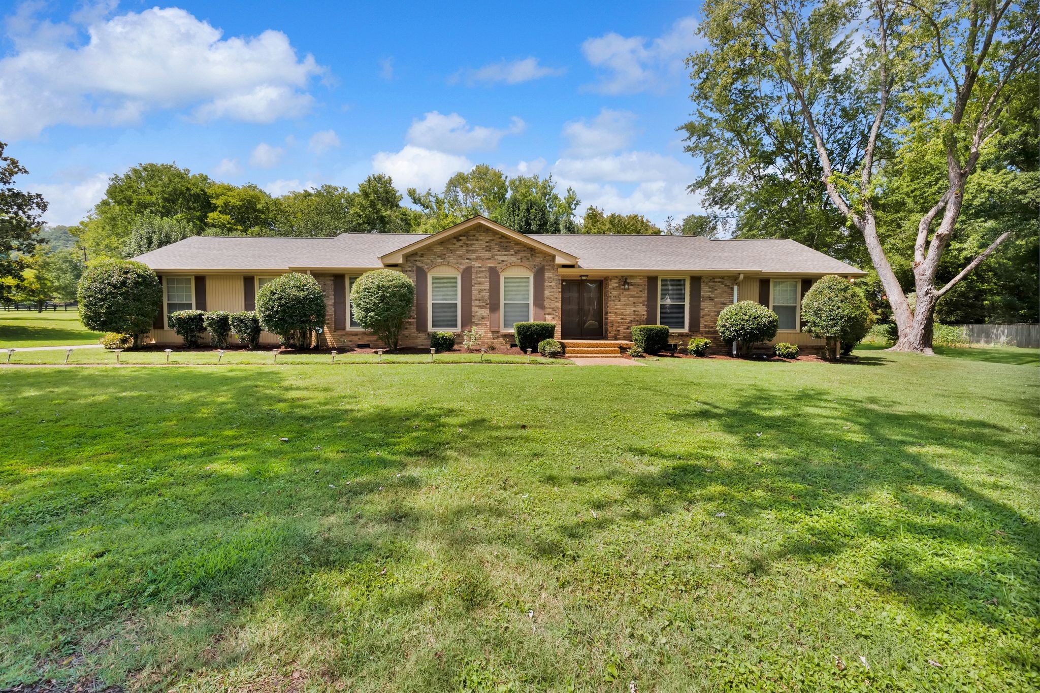 1407 Bowman Ln