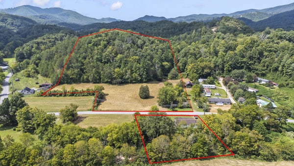 1964 LITTLE VALLEY RD, SEVIERVILLE, TN 37862 - Image 1d1ae73c1adf6dc010f18cdcfd3d5ace/2190196620