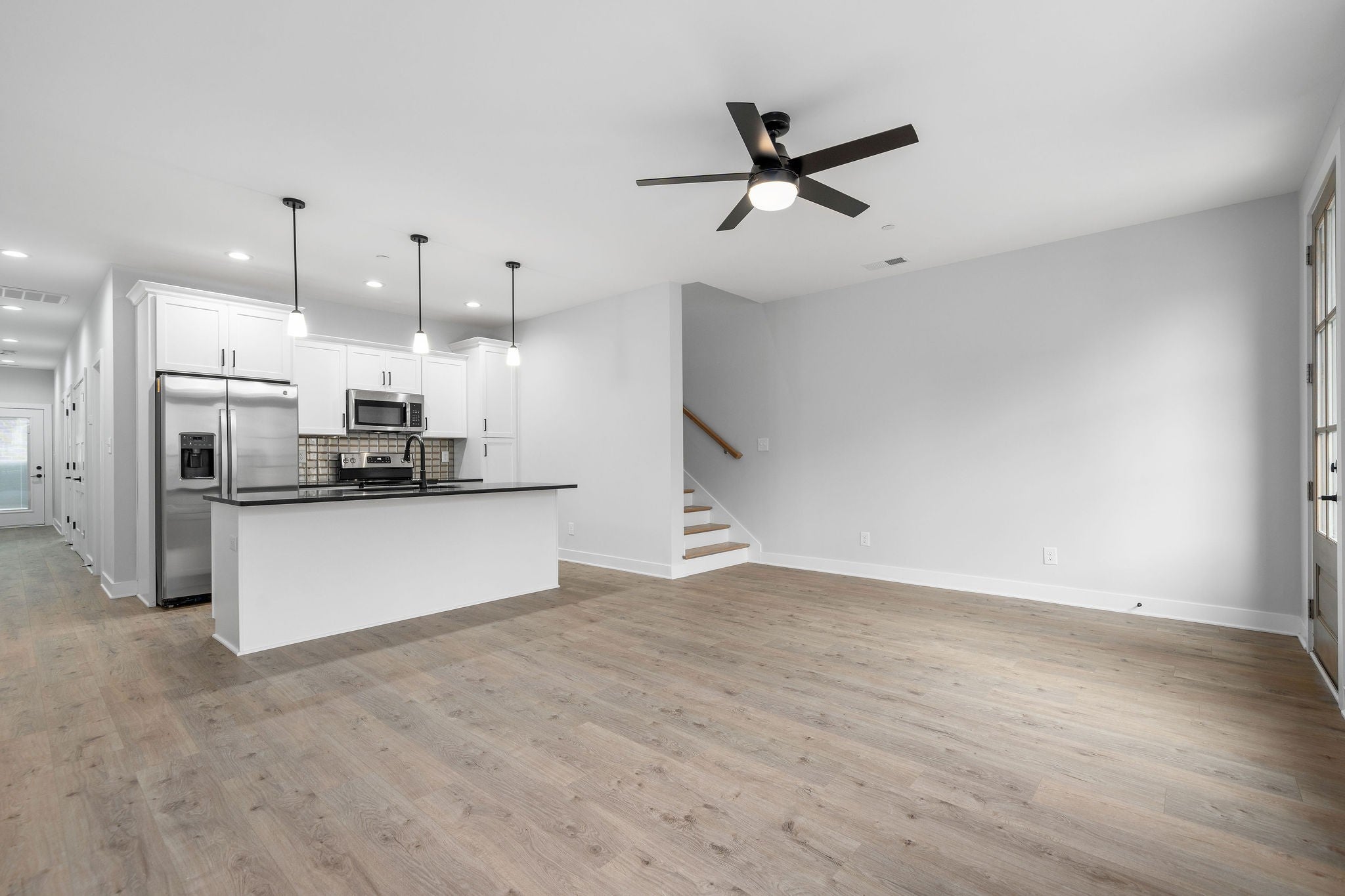 120 Savannah Ave