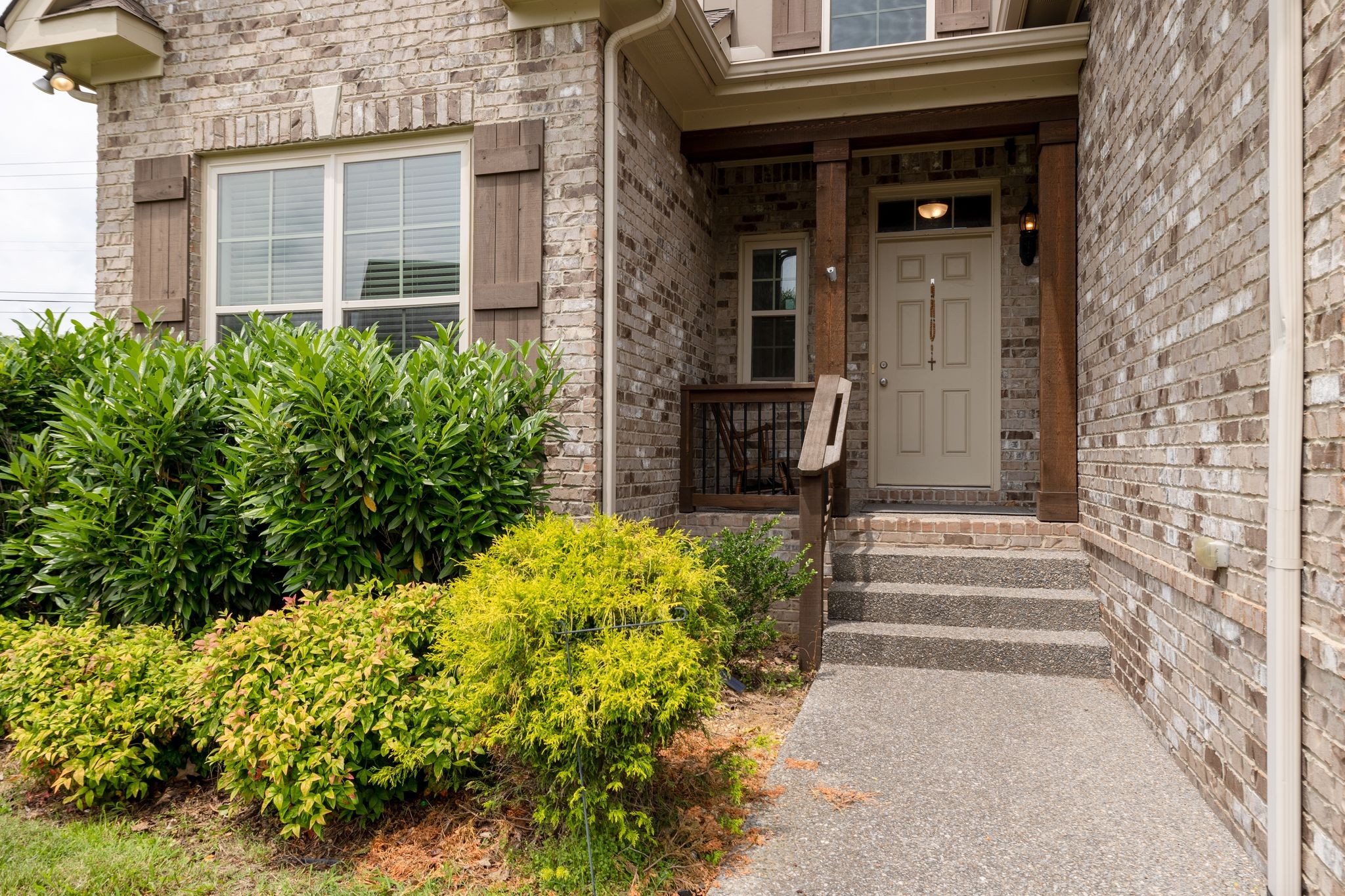 2001 Katach Ct