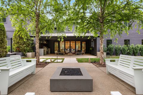 2804 Hawthorne Pl Nashville TN 37212