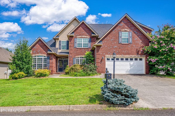 2636 NICHOLAS VIEW LN, KNOXVILLE, TN 37931 - Image 1d20db1904daeb8dafe2a23c0ee4d76a/1656183352