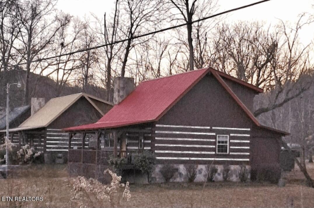 27412743 Cosby Hwy