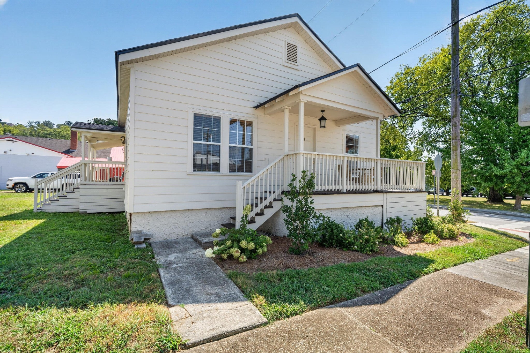 500 Spears Avenue B