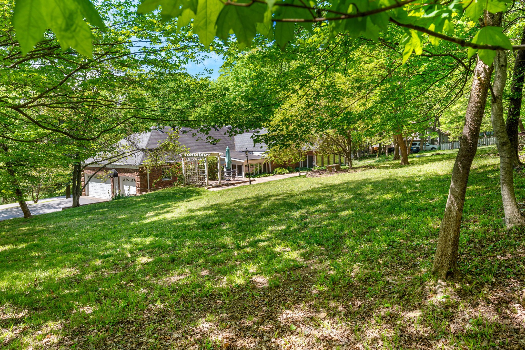 Clarksville, Tennessee 37043, United States, 3 Bedrooms Bedrooms, ,3 BathroomsBathrooms,Residential,Active,216976