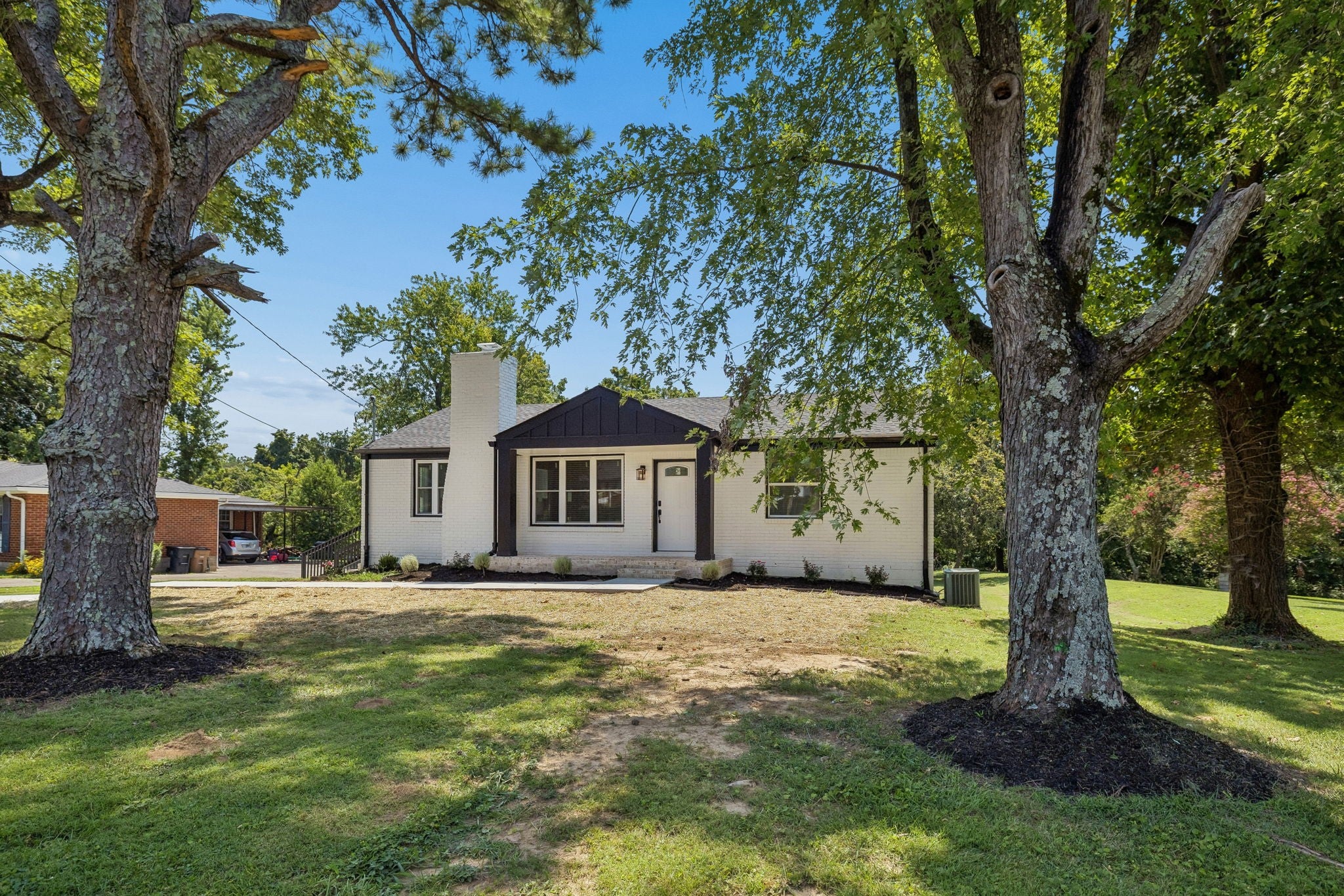 387 Ocala Dr