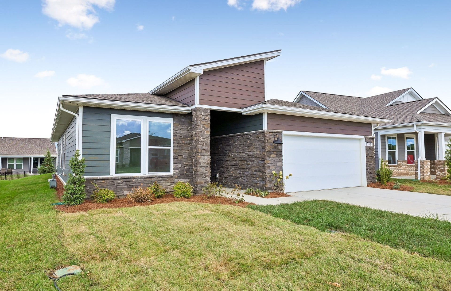 909 Bur Oak Road