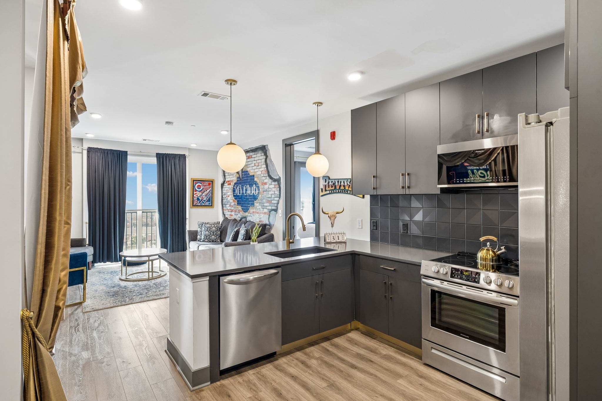 65 Lindsley Ave 513