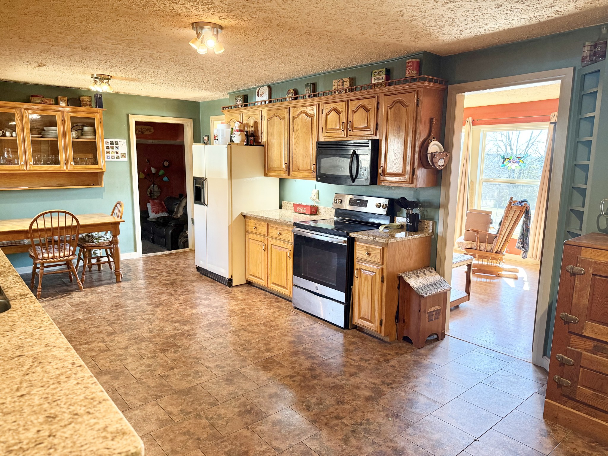 1312 Bellshire Dr