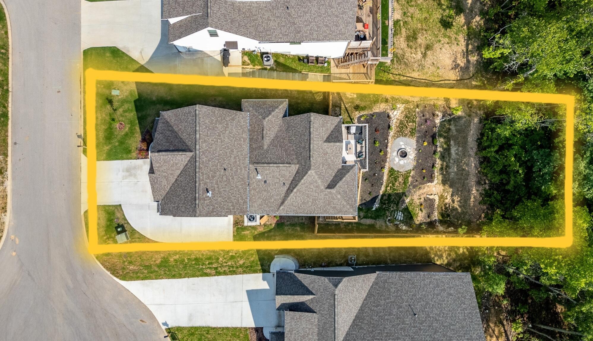 6969 Mercedes Lane