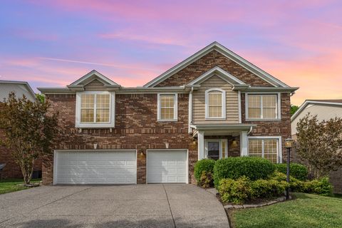 2025 Hawks Nest Dr Hermitage TN 37076