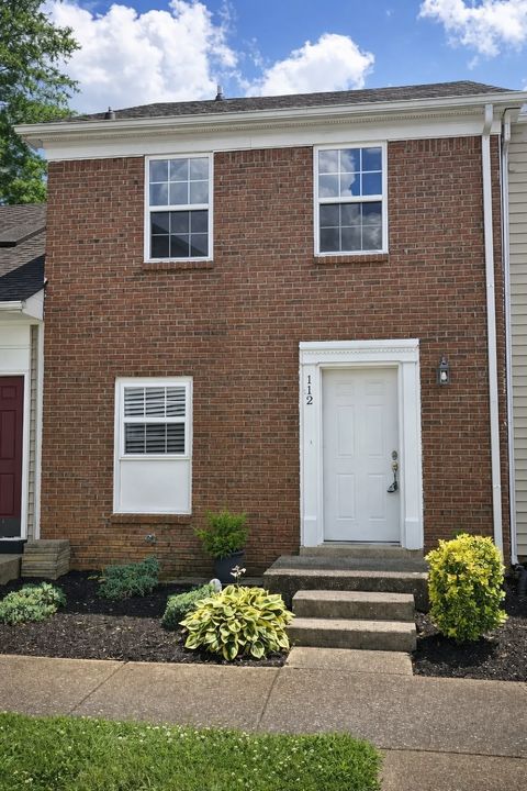 112 Greenland Ct Clarksville TN 37042