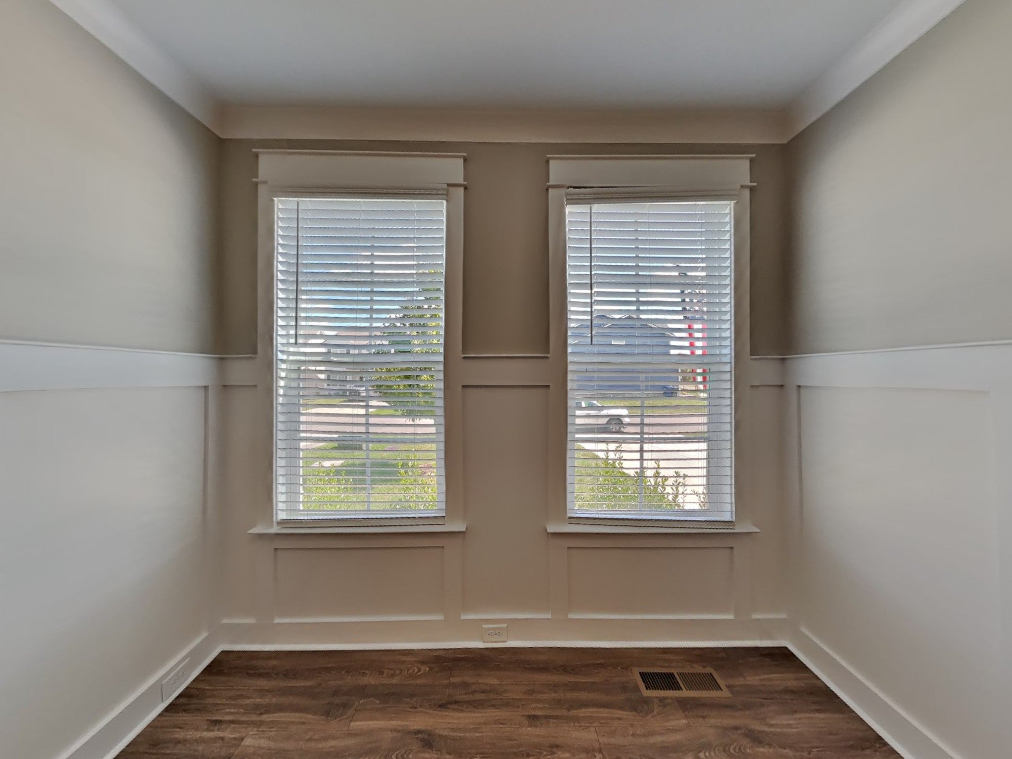 1406 Cotillion Dr