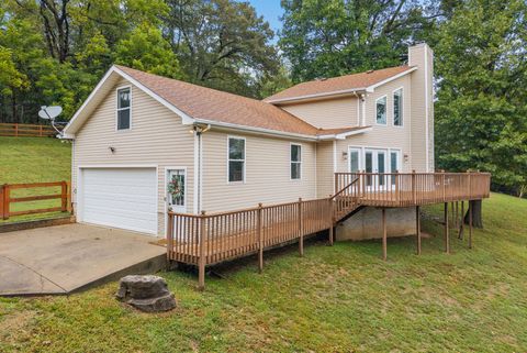 1176 Seven Mile Ferry Rd N Clarksville TN 37040