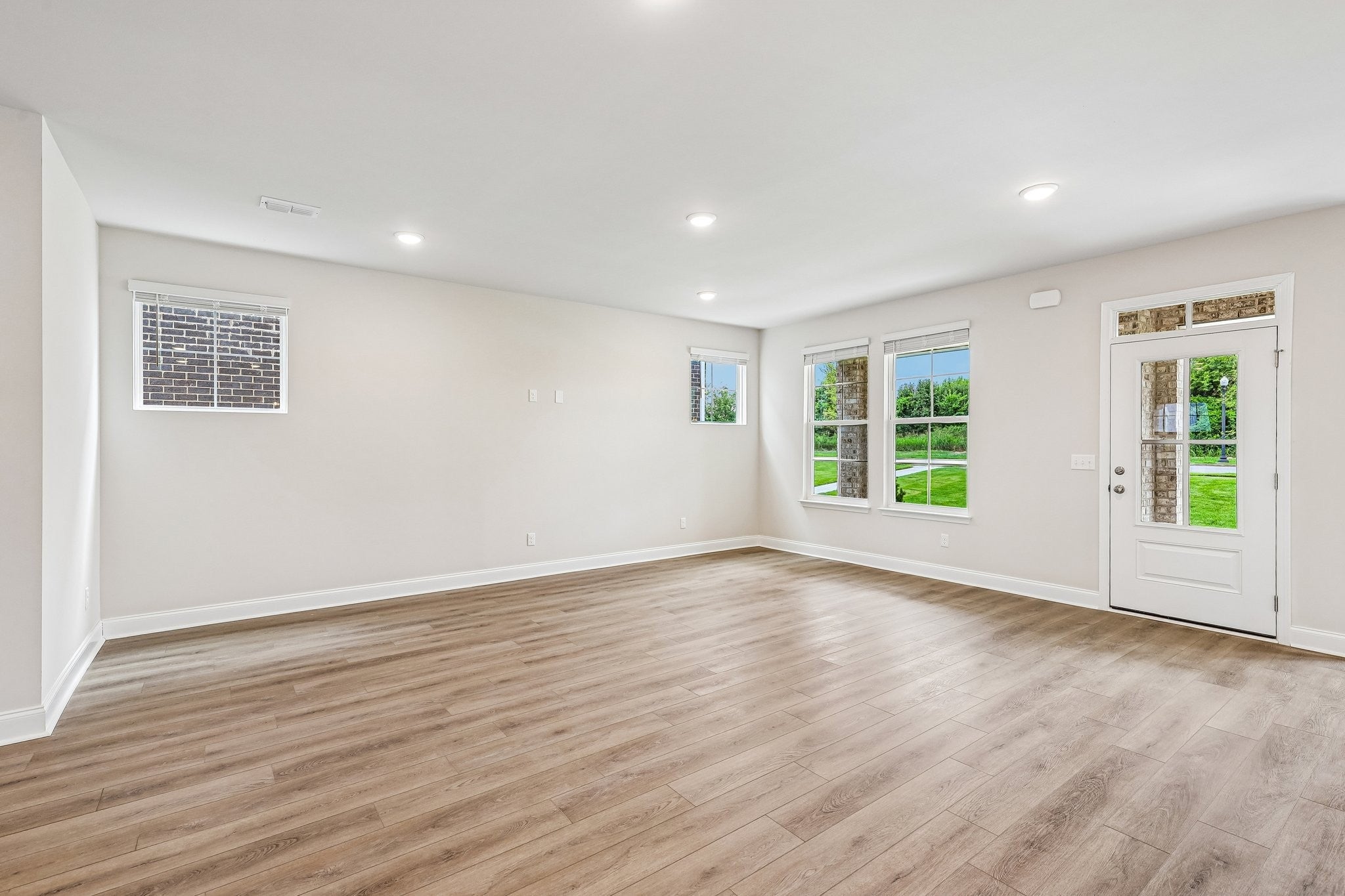 2705 Wilkinson Pike 2