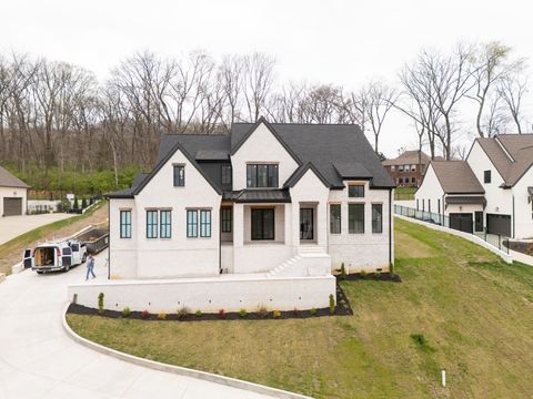 1586 Eastwood Dr Brentwood TN 37027