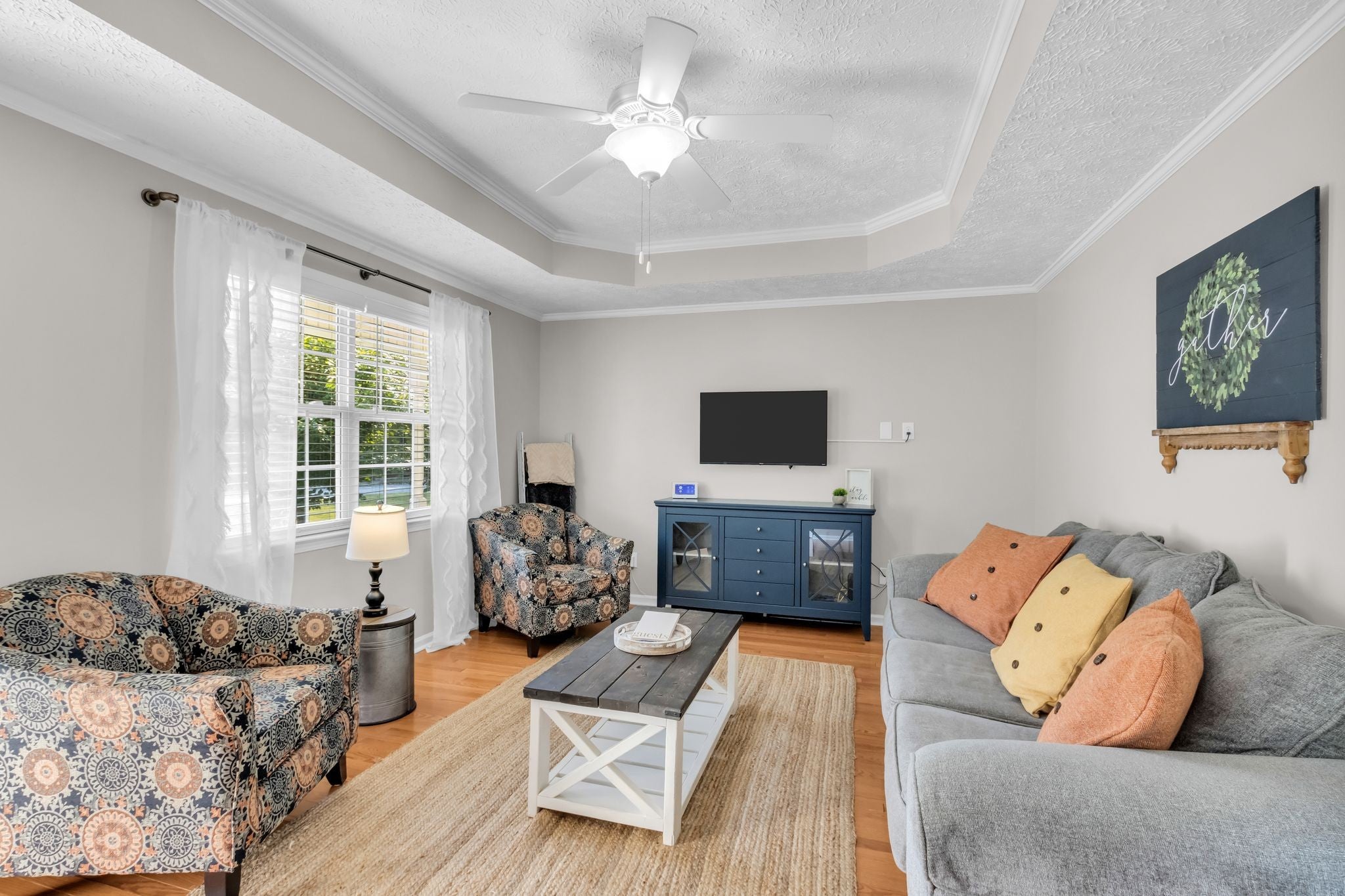226 W Doak Rd