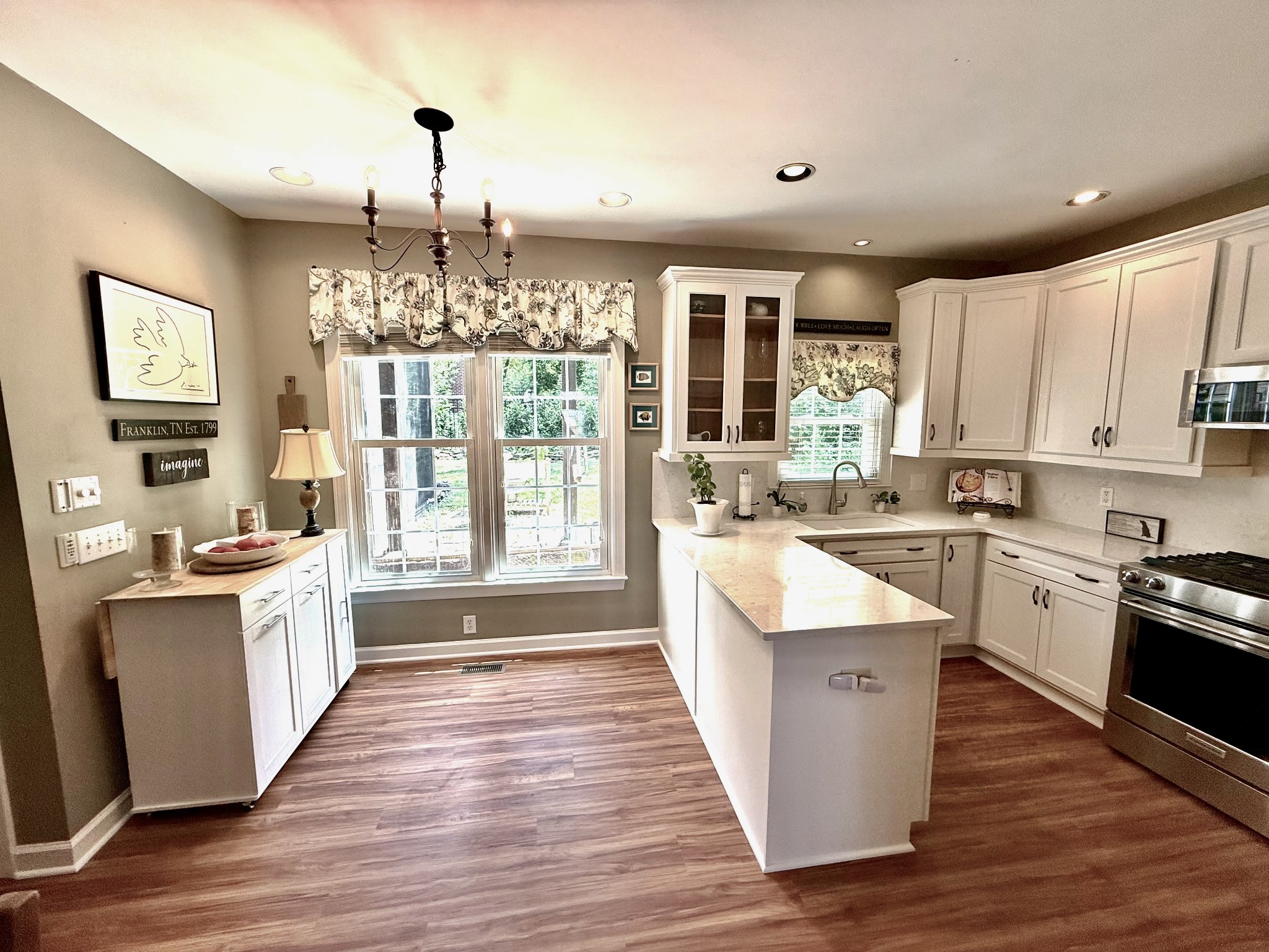 512 Crofton Park Ln, Franklin TN 37069 3-bed home, photo 10 of 30