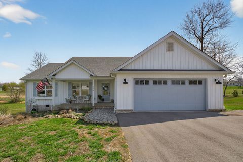 Photo of 154 Primrose Ln, Sparta, TN 38583 (MLS # 3165006)