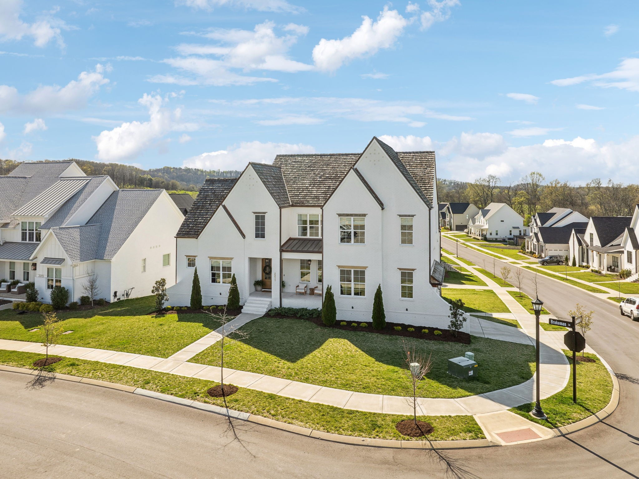 2211 Brakeman Ln