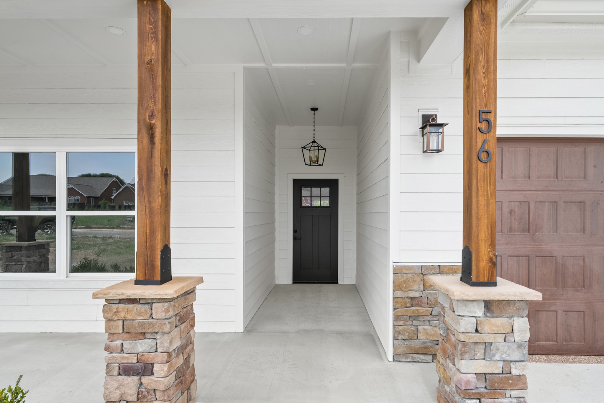 56 Deer Valley Cir