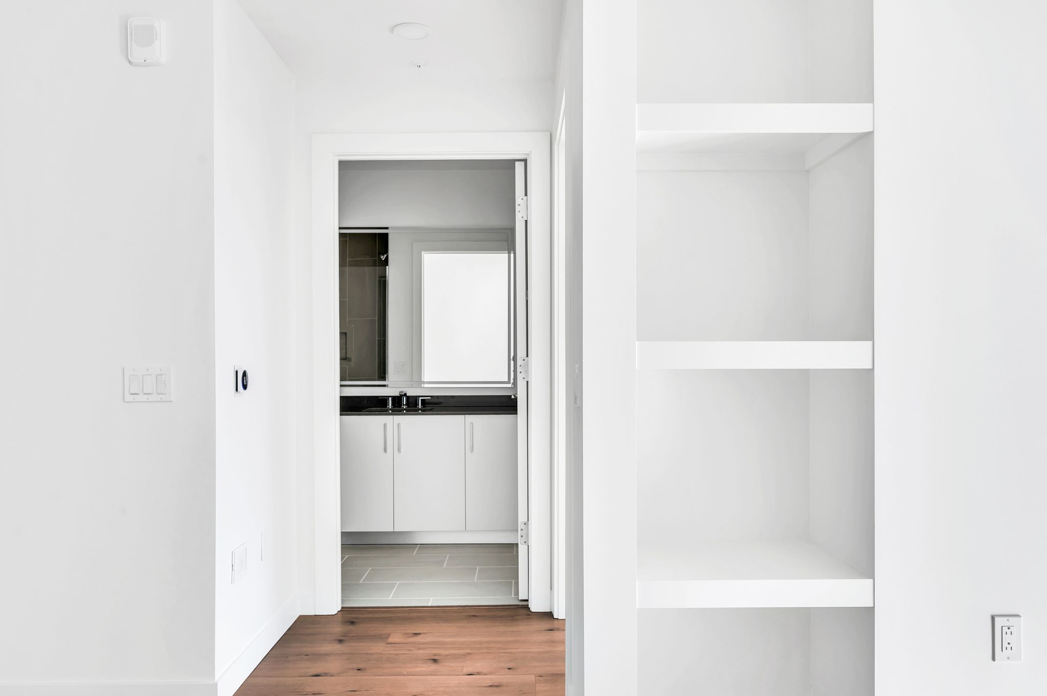 Nashville, Tennessee 37203, United States, 1 Bedroom Bedrooms, ,1 BathroomBathrooms,Residential,Active,31252