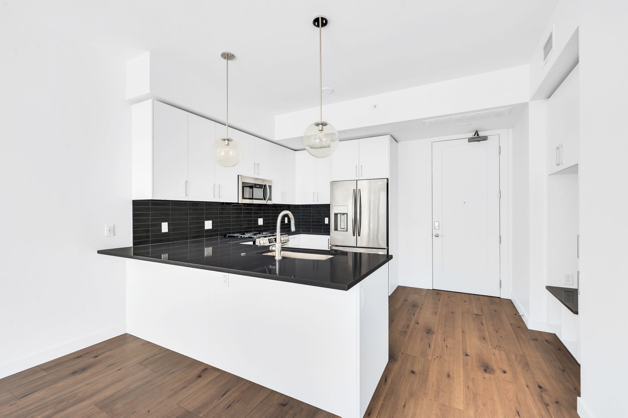 Nashville, Tennessee 37203, United States, 1 Bedroom Bedrooms, ,1 BathroomBathrooms,Residential,Active,31252