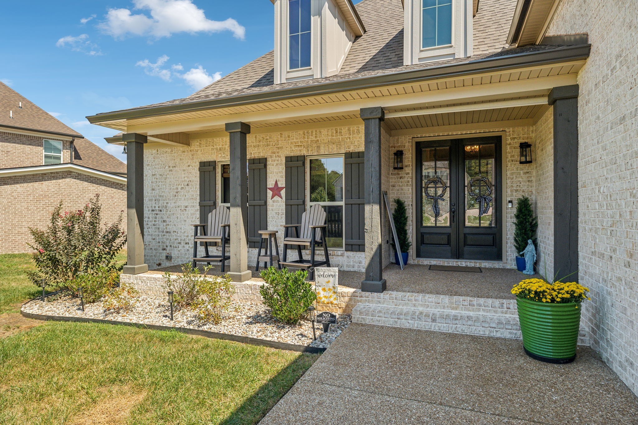 1111 Willow Springs Dr