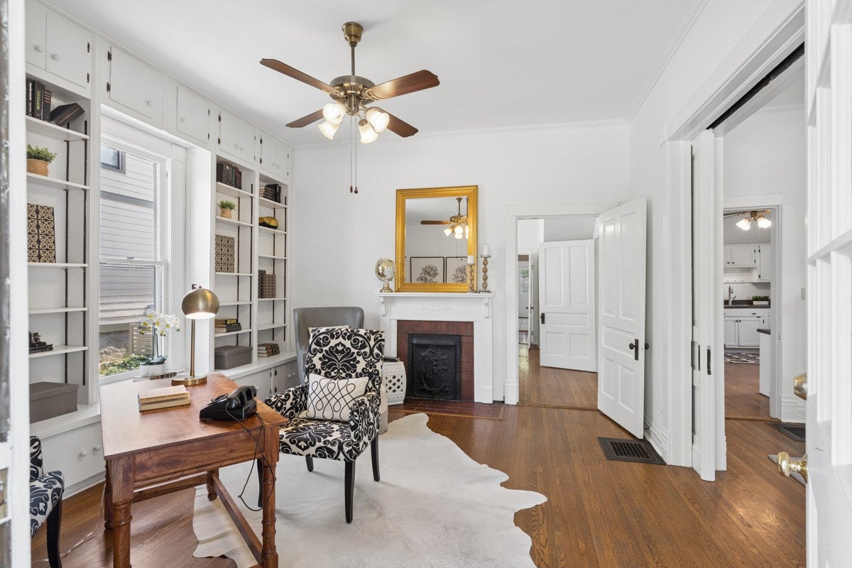 2115 Bernard Ave, Nashville TN 37212 4-bed home, photo 3 of 47